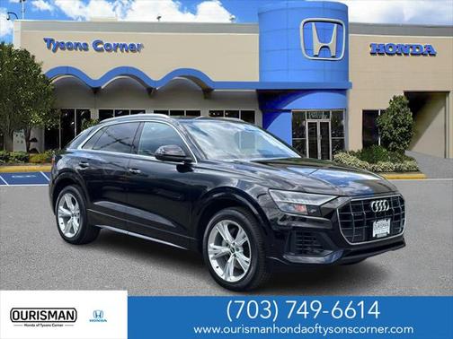 2021 Audi Q8 55 Premium Plus