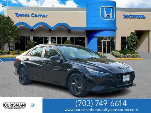 2022 Hyundai ELANTRA SEL