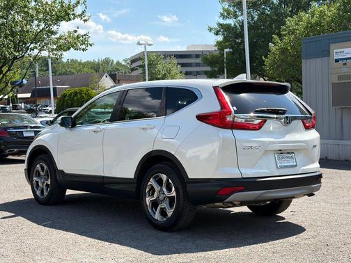 White Diamond Pearl 2018 Honda CR-V EX