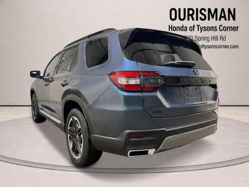 Smoke 2026 Honda Pilot Touring 8-Passenger
