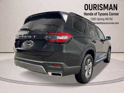 Crystal Black Pearl 2026 Honda Pilot EX-L