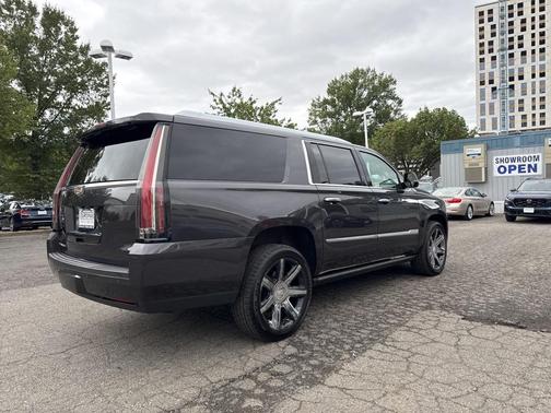 2016 Cadillac Escalade ESV Premium