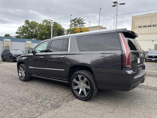 2016 Cadillac Escalade ESV Premium
