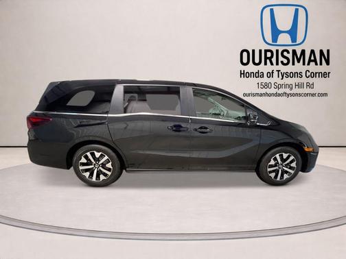 Crystal Black Pearl 2026 Honda Odyssey EX-L