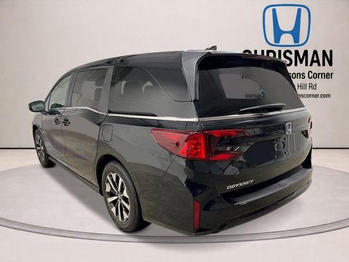 Crystal Black Pearl 2026 Honda Odyssey EX-L