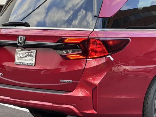 2025 Honda Odyssey Touring