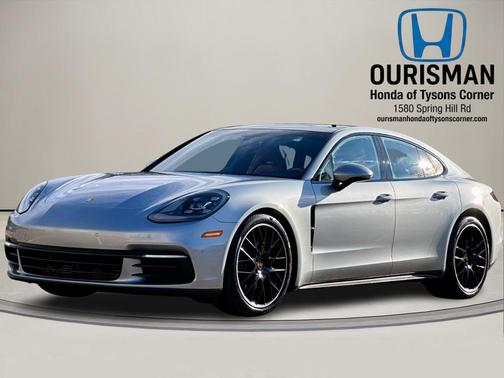 2019 Porsche Panamera 4