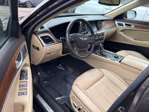 2016 Hyundai Genesis 3.8