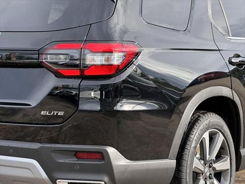 2025 Honda Pilot Elite