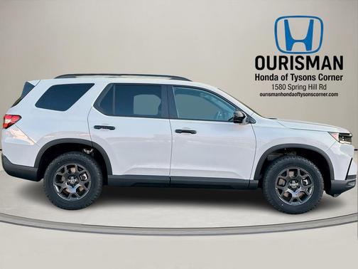 2025 Honda Pilot TrailSport