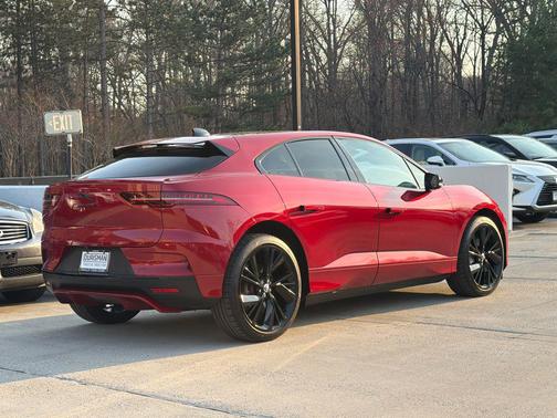 Firenze Red Metallic 2024 Jaguar I-PACE HSE