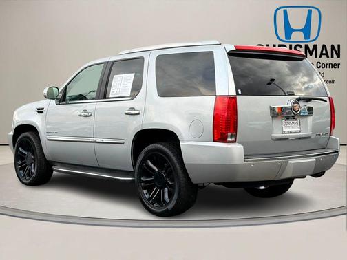 2013 Cadillac Escalade Luxury