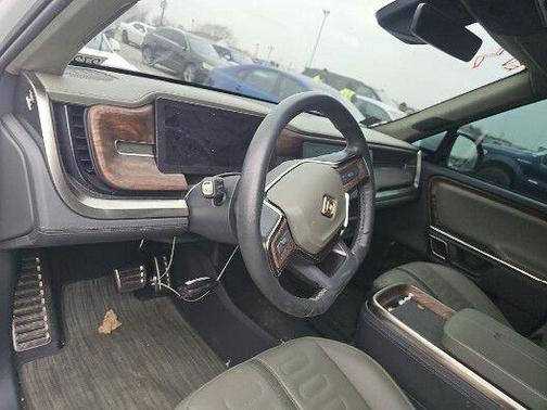 2022 Rivian R1T Adventure