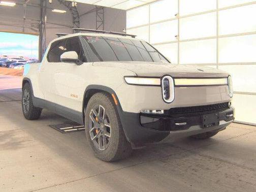 2022 Rivian R1T Adventure