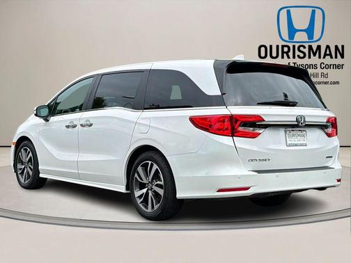 Platinum White Pearl 2024 Honda Odyssey Touring