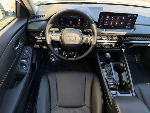 Platinum White Pearl 2023 Honda Accord Hybrid EX-L