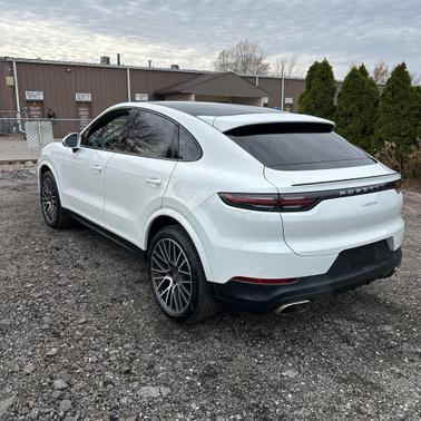 2021 Porsche Cayenne Cayenne