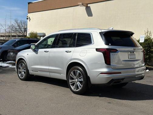 2020 Cadillac XT6 Premium Luxury AWD