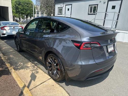 2023 Tesla Model Y Performance Dual Motor All-Wheel Drive