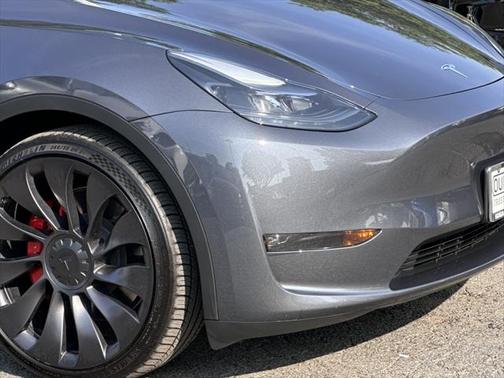 2023 Tesla Model Y Performance Dual Motor All-Wheel Drive