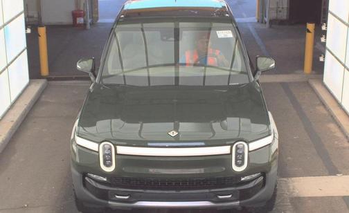 2022 Rivian R1T Adventure