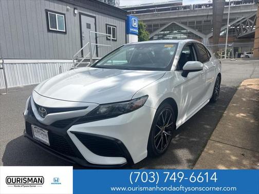 2021 Toyota Camry SE