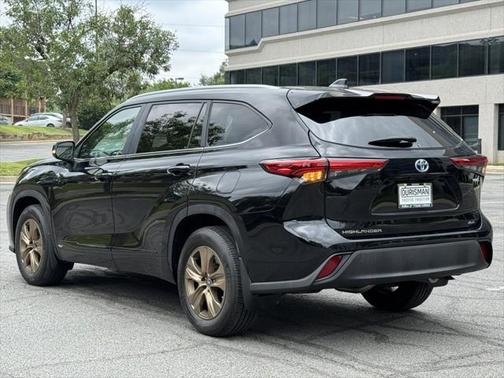 2023 Toyota Highlander Hybrid XLE