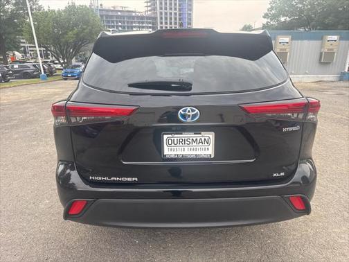 2023 Toyota Highlander Hybrid XLE