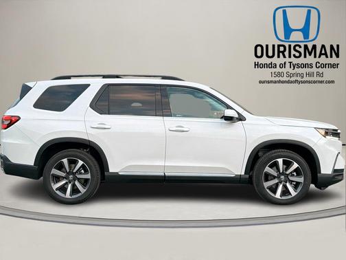 2025 Honda Pilot Touring 8-Passenger
