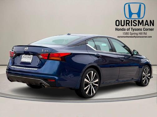 2021 Nissan Altima SR FWD