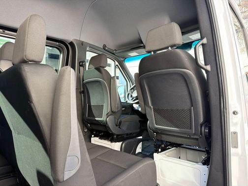 2024 Mercedes-Benz Sprinter 2500 Standard Roof