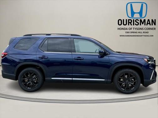 2025 Honda Pilot Touring 8-Passenger