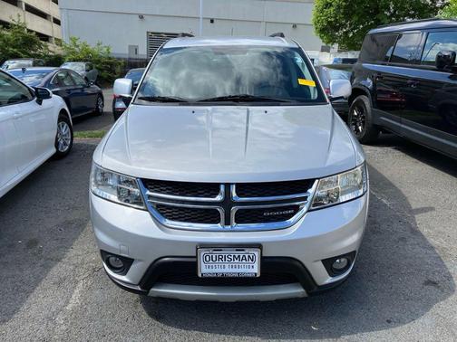 Bright Silver Metallic Clearcoat 2012 Dodge Journey SXT