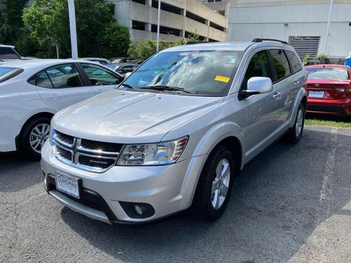 Bright Silver Metallic Clearcoat 2012 Dodge Journey SXT
