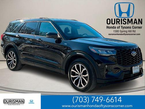 2025 Ford Explorer ST-Line