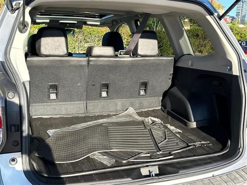 2017 Subaru Forester 2.5i Touring