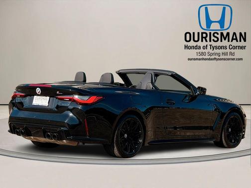 Black Sapphire Metallic 2023 BMW M4 Competition xDrive
