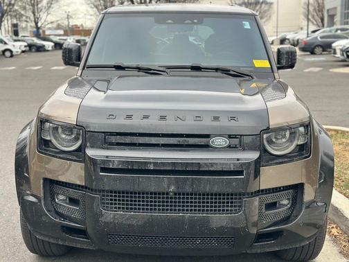 2025 Land Rover Defender 110 P400 X