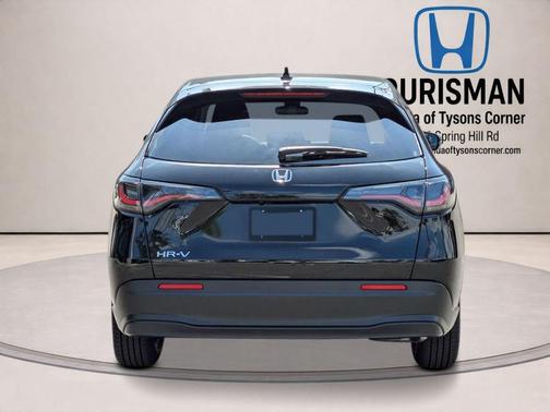 Crystal Black Pearl 2026 Honda HR-V LX