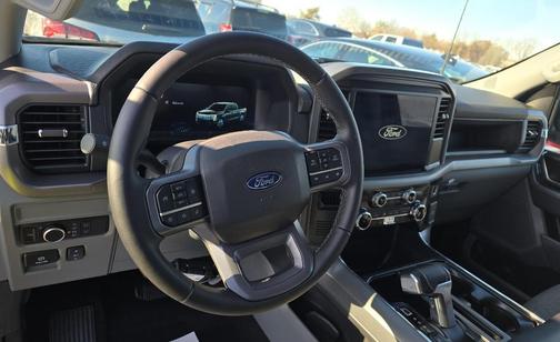 2025 Ford F-150 Lightning XLT