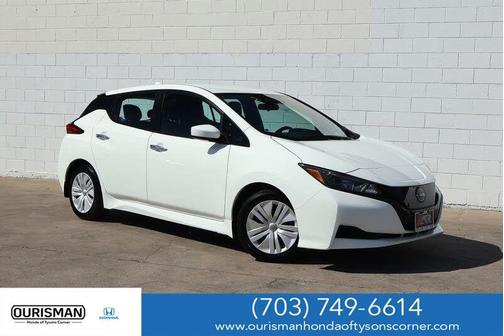 Glacier White 2023 Nissan Leaf S 40 kWh