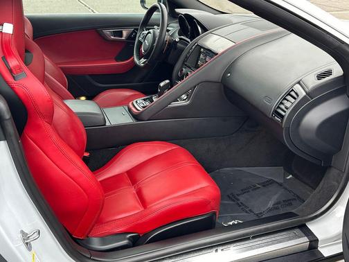 2017 Jaguar F-TYPE S