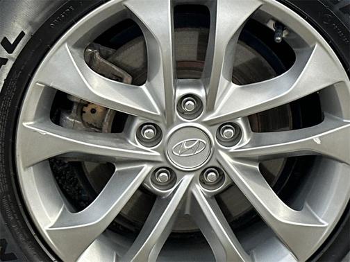 2019 Hyundai SANTA FE SE 2.4