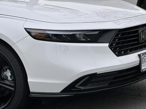2025 Honda Accord Hybrid Base