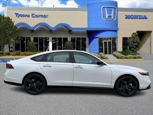 2025 Honda Accord Hybrid Base