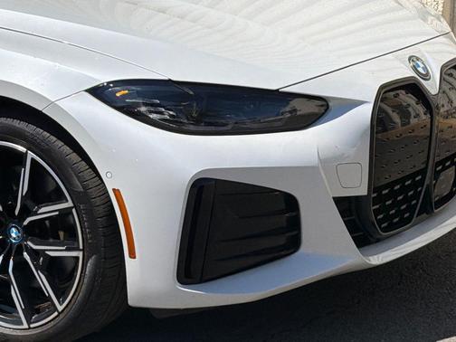 Mineral White Metallic 2024 BMW i4 Gran Coupe M50