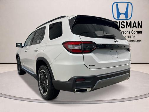 2026 Honda Pilot Touring 8-Passenger