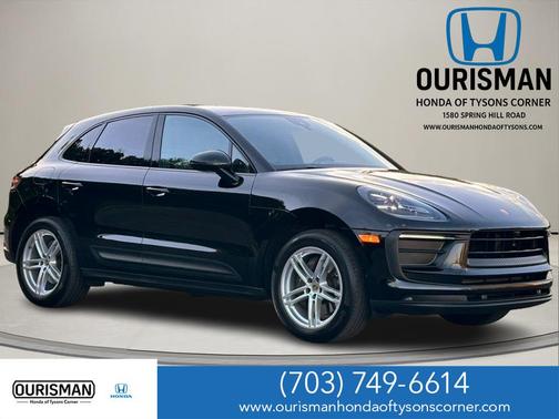 2022 Porsche Macan Base