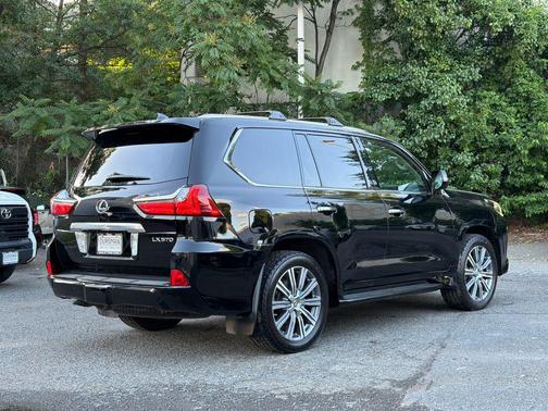 Black Onyx 2017 Lexus LX 570 Base
