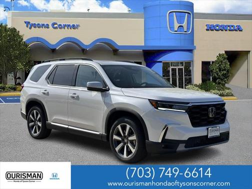 2025 Honda Pilot Touring 8-Passenger